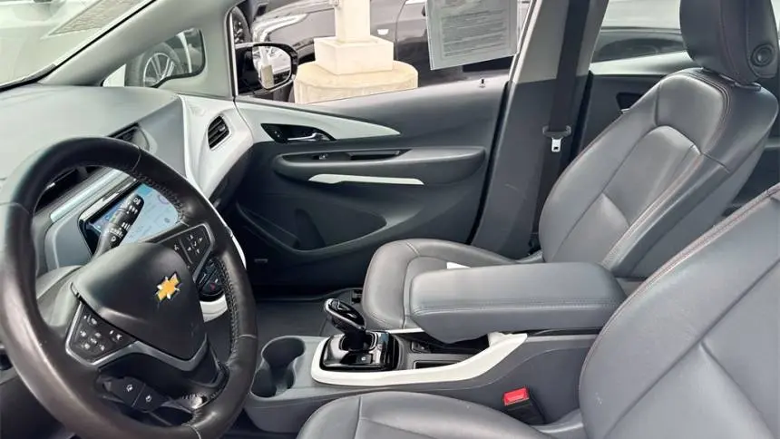 2018 Chevrolet Bolt 1G1FX6S08J4125126