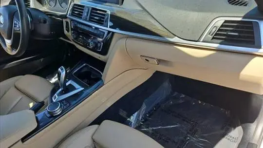 2017 BMW 3 Series WBA8E1C55HK895175