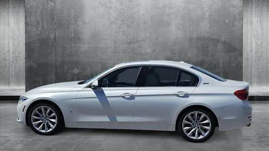 2017 BMW 3 Series WBA8E1C55HK895175