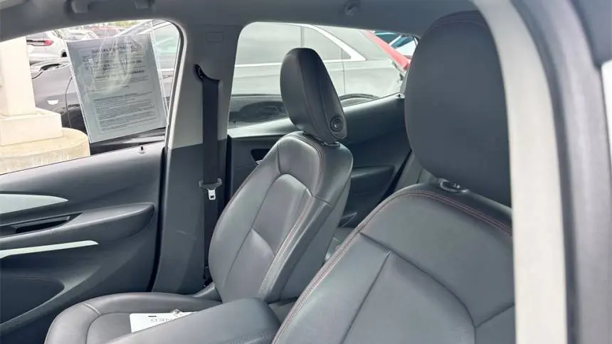 2018 Chevrolet Bolt 1G1FX6S08J4125126