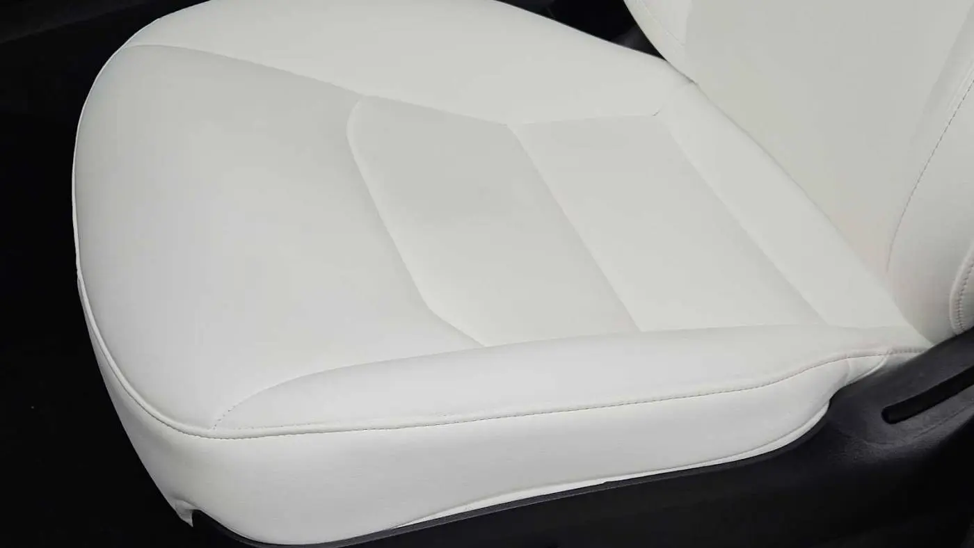 2021 Tesla Model Y 5YJYGAEE3MF252793