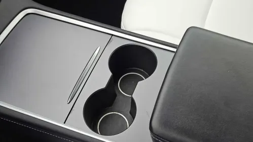 2021 Tesla Model Y 5YJYGAEE3MF252793