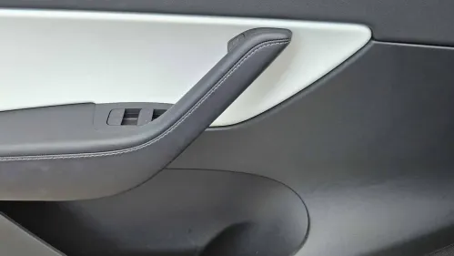 2021 Tesla Model Y 5YJYGAEE3MF252793