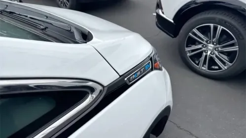 2018 Chevrolet Bolt 1G1FX6S08J4125126