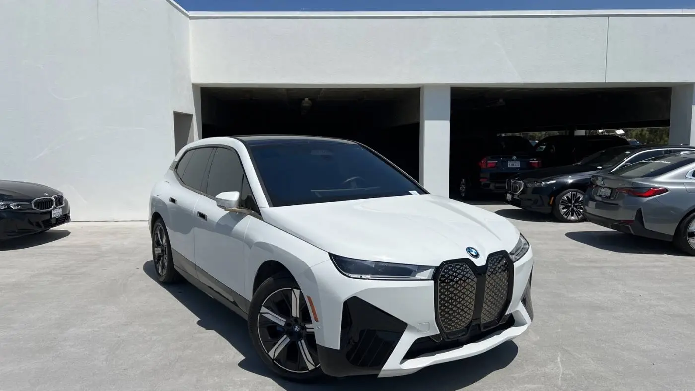 2023 BMW iX WB523CF07PCM13935