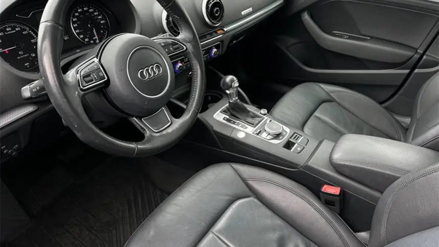 2016 Audi A3 Sportback e-tron WAUTPBFF0GA086783