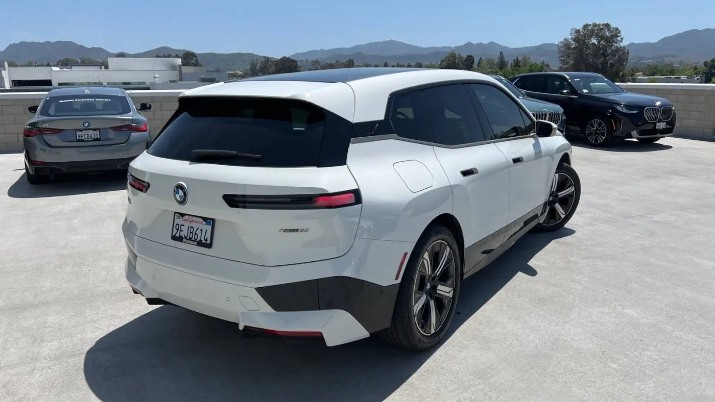 2023 BMW iX WB523CF07PCM13935