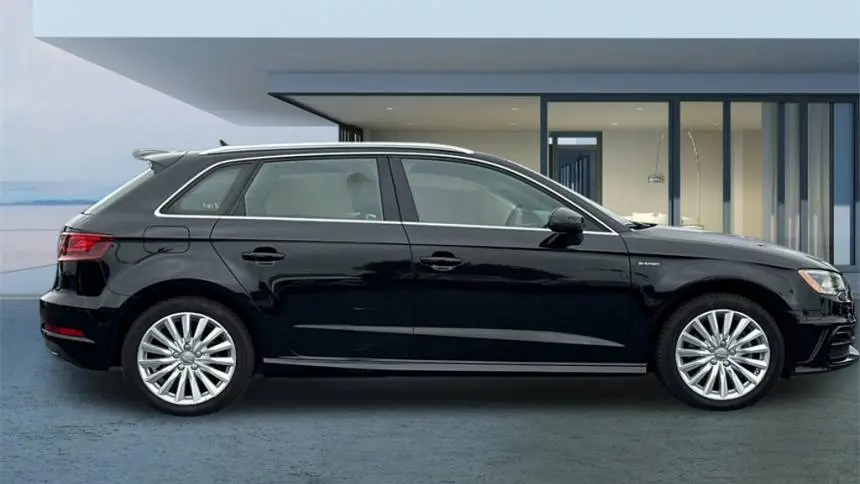 2016 Audi A3 Sportback e-tron WAUTPBFF0GA086783