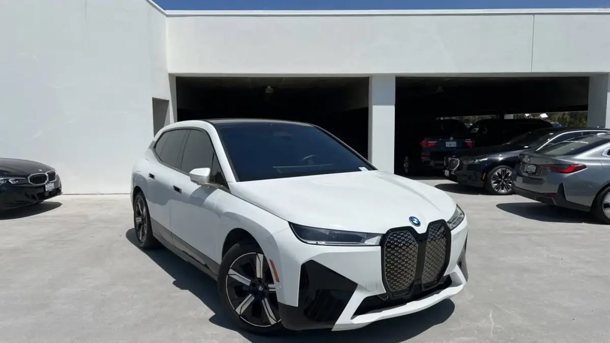 2023 BMW iX WB523CF07PCM13935