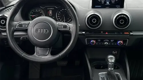 2016 Audi A3 Sportback e-tron WAUTPBFF0GA086783