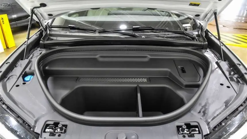 2025 Audi Q6 e-tron WA114BGF6SA035583
