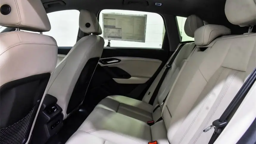 2025 Audi Q6 e-tron WA114BGF6SA035583