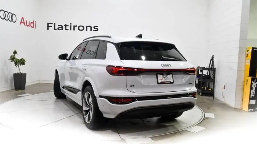 2025 Audi Q6 e-tron WA114BGF6SA035583