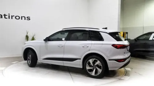 2025 Audi Q6 e-tron WA114BGF6SA035583