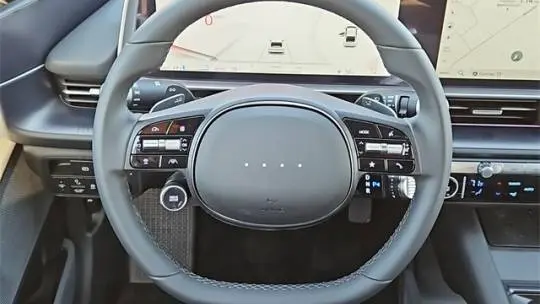 2025 Hyundai IONIQ 6 KMHM34AA5SA088527