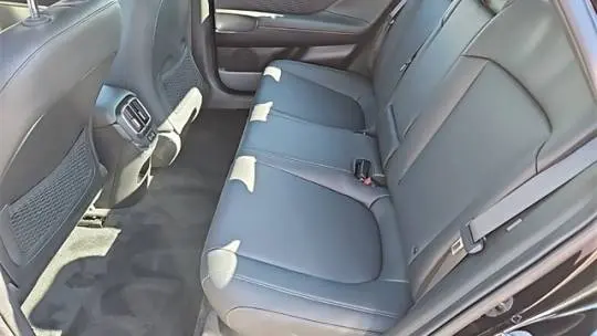 2025 Hyundai IONIQ 6 KMHM34AA5SA088527