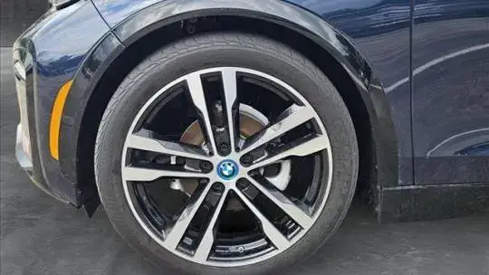 2018 BMW i3 - Images - 9