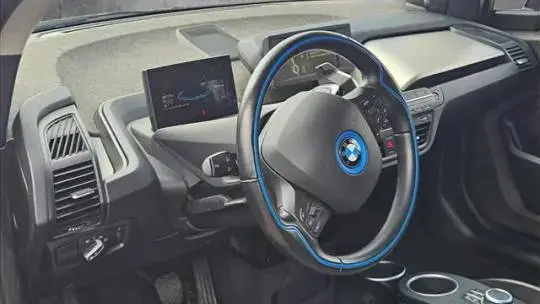 2018 BMW i3 - Images - 10