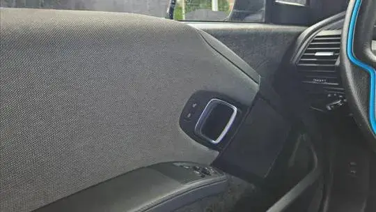 2018 BMW i3 - Images - 23