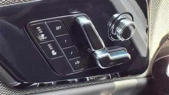 2025 Cadillac OPTIQ 3GYK3EMR3SS214136
