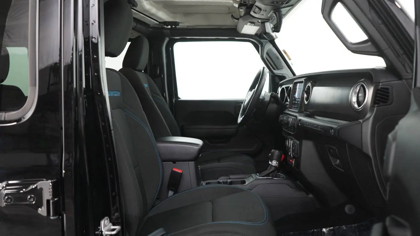2021 Jeep Wrangler 1C4JJXR61MW799985