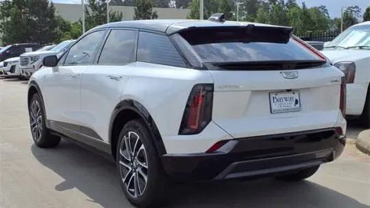 2025 Cadillac OPTIQ 3GYK3EMR3SS214136