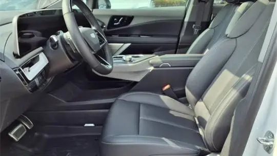 2025 Cadillac OPTIQ 3GYK3EMR3SS214136