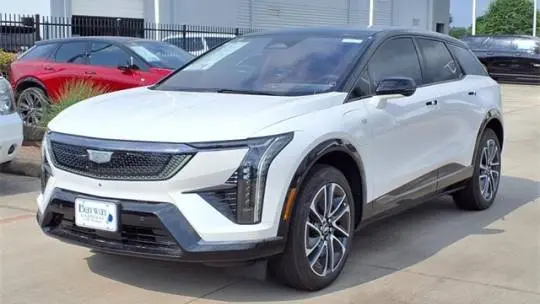 2025 Cadillac OPTIQ 3GYK3EMR3SS214136
