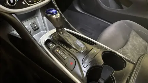 2017 Chevrolet VOLT - Images - 23