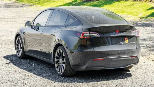 2022 Tesla Model Y 7SAYGDEF4NF537257