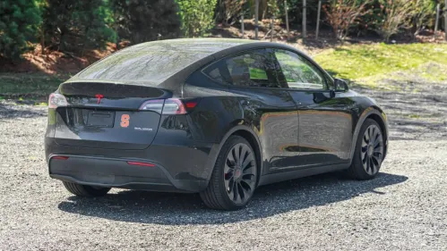 2022 Tesla Model Y 7SAYGDEF4NF537257
