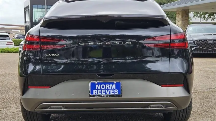 2025 Genesis GV60 KMUKB4SA7SU025311