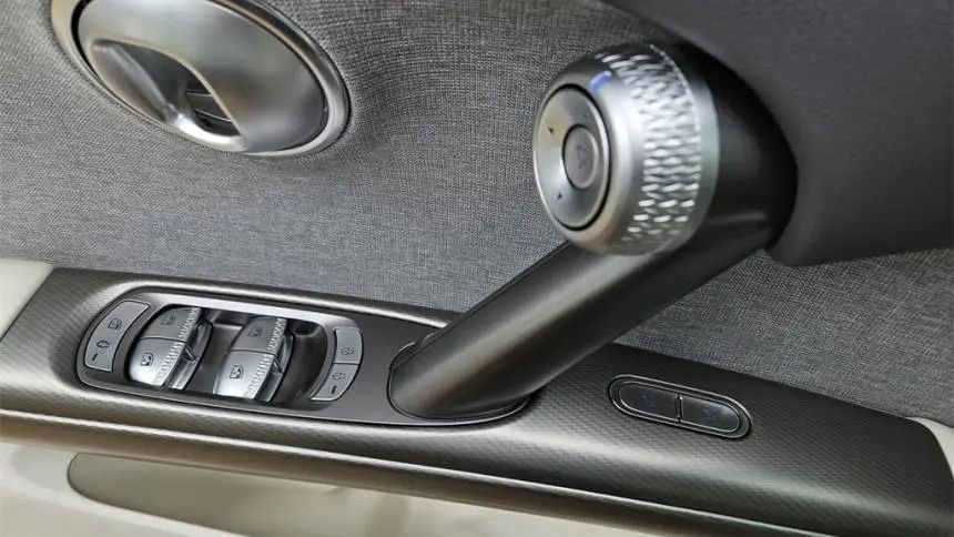 2025 Genesis GV60 KMUKB4SA7SU025311