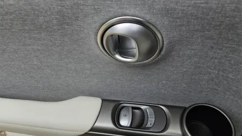 2025 Genesis GV60 KMUKB4SA7SU025311