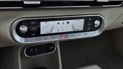 2025 Genesis GV60 KMUKB4SA7SU025311