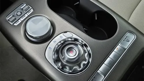 2025 Genesis GV60 KMUKB4SA7SU025311