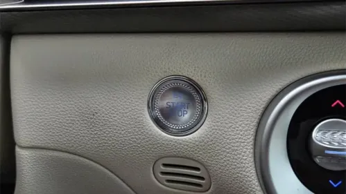 2025 Genesis GV60 KMUKB4SA7SU025311