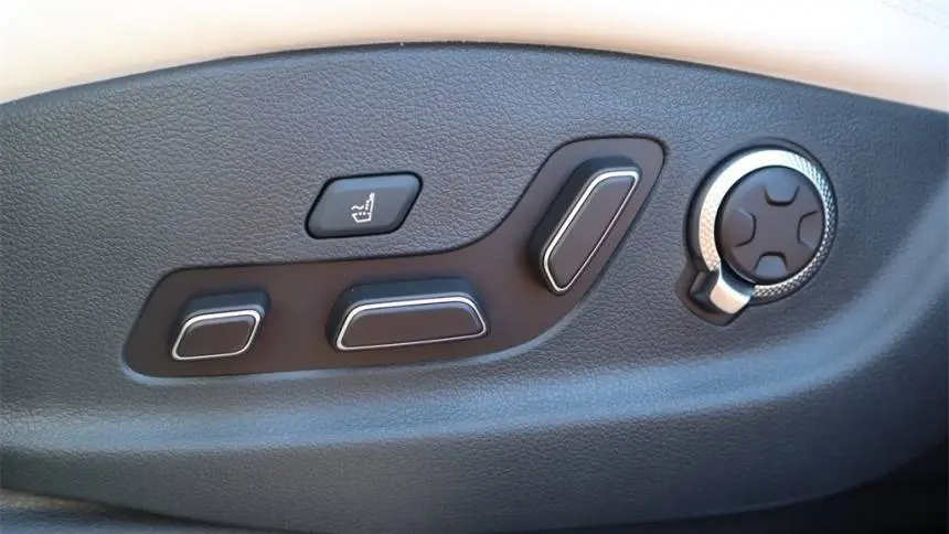 2025 Genesis Electrified GV70 5NMMCET18SH004486