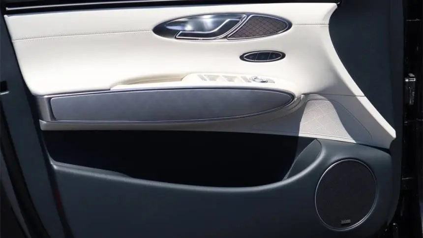 2025 Genesis Electrified GV70 5NMMCET18SH004486