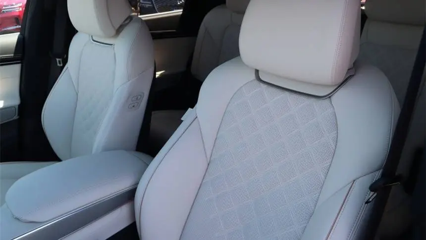 2025 Genesis Electrified GV70 5NMMCET18SH004486