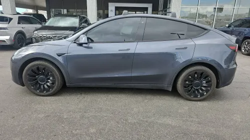 2020 Tesla Model Y 5YJYGDEE0LF052048