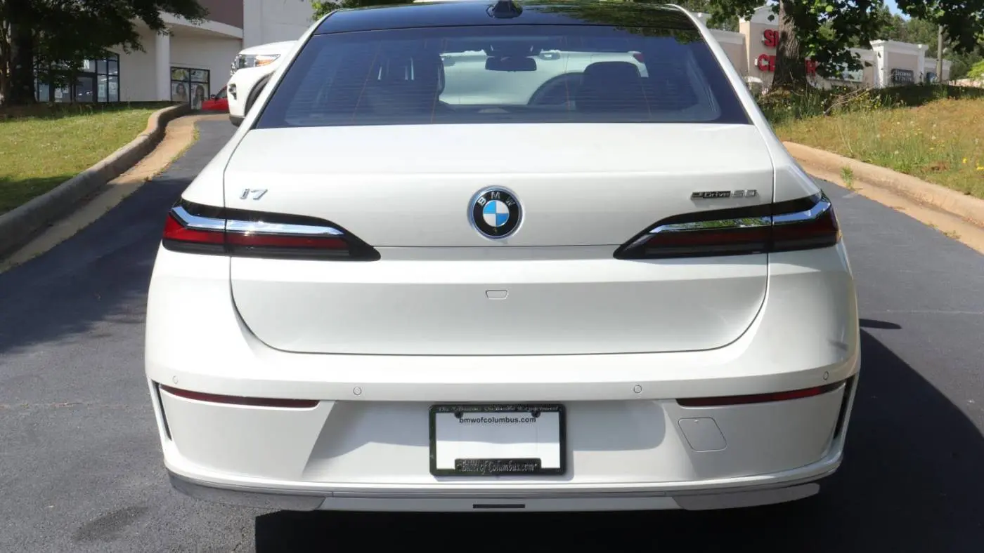 2025 BMW i7 WBY43EJ09SCU88742