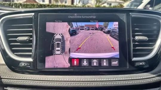 2022 Chrysler Pacifica 2C4RC1S76NR201915