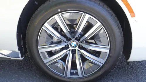 2025 BMW i7 WBY43EJ09SCU88742