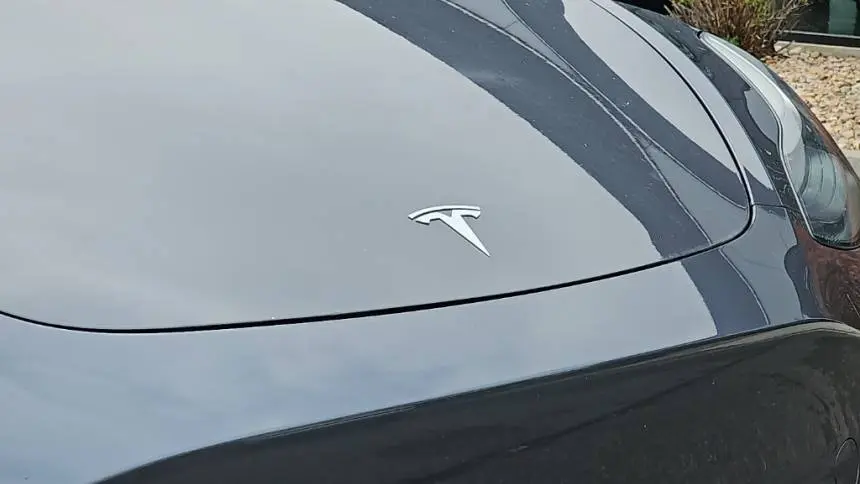 2021 Tesla Model Y 5YJYGAEEXMF148091