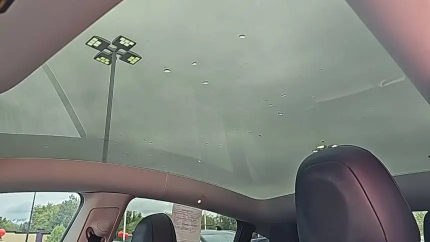 2021 Tesla Model Y 5YJYGAEEXMF148091