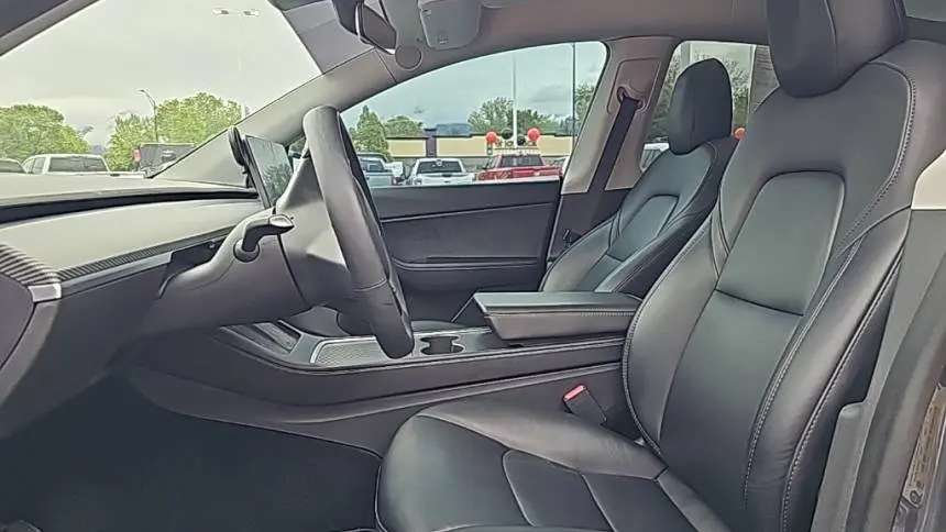 2021 Tesla Model Y 5YJYGAEEXMF148091