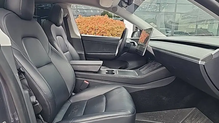 2021 Tesla Model Y 5YJYGAEEXMF148091