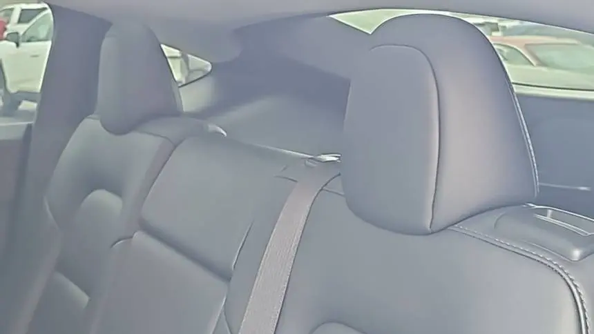 2021 Tesla Model Y 5YJYGAEEXMF148091