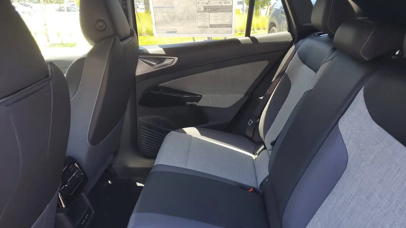 2025 Volkswagen ID.4 1V2CRPE85SC006662